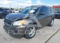 2012 Toyota RAV4 photo