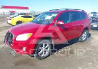 2012 Toyota RAV4 фото