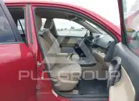2012 Toyota RAV4 фото