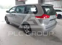 2012 Toyota SIENNA фото