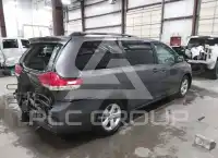 2012 Toyota SIENNA фото