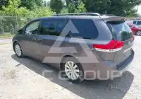 2012 Toyota SIENNA фото