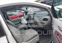 2012 Toyota SIENNA фото