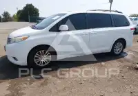 2012 Toyota SIENNA фото