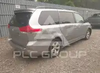 2012 Toyota SIENNA фото