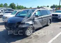 2012 Toyota SIENNA фото