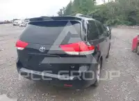 2012 Toyota SIENNA фото