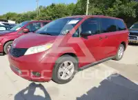 2012 Toyota SIENNA фото