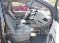 2012 Toyota SIENNA фото