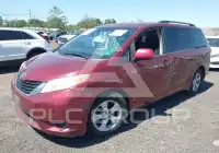 2012 Toyota SIENNA фото