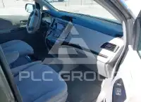 2012 Toyota SIENNA фото