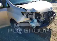 2012 Toyota SIENNA photo