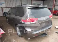 2012 Toyota SIENNA фото