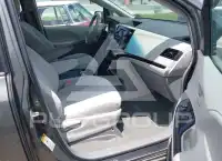2012 Toyota SIENNA фото