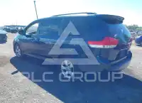 2012 Toyota SIENNA фото