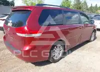 2012 Toyota SIENNA фото