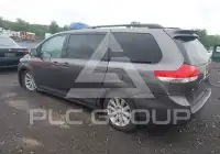 2012 Toyota SIENNA фото