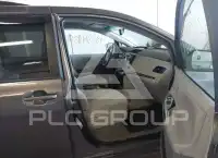 2012 Toyota SIENNA photo