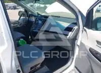 2012 Toyota SIENNA photo