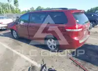 2012 Toyota SIENNA фото