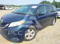 2012 Toyota SIENNA фото