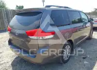 2012 Toyota SIENNA фото