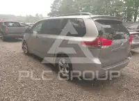 2012 Toyota SIENNA фото