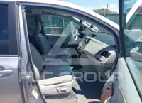 2012 Toyota SIENNA photo