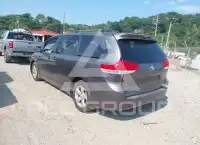 2012 Toyota SIENNA фото