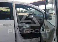 2012 Toyota SIENNA photo