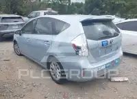 2012 Toyota PRIUS фото