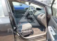2012 Toyota PRIUS фото