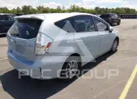 2012 Toyota PRIUS фото