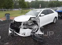 2012 Toyota CAMRY фото