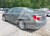 2012 Toyota CAMRY фото