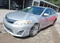 2012 Toyota CAMRY фото