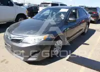 2012 Toyota CAMRY фото