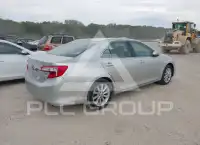 2012 Toyota CAMRY фото