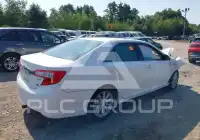 2012 Toyota CAMRY фото