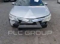 2012 Toyota CAMRY фото