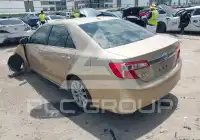 2012 Toyota CAMRY фото