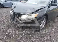 2012 Toyota CAMRY фото