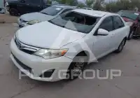 2012 Toyota CAMRY фото