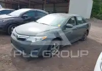 2012 Toyota CAMRY фото