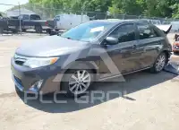 2012 Toyota CAMRY фото