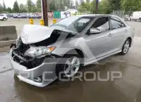 2012 Toyota CAMRY фото