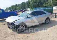 2012 Toyota CAMRY фото