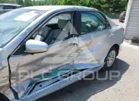 2012 Toyota CAMRY фото