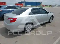 2012 Toyota CAMRY фото