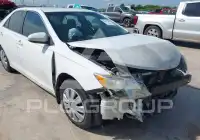 2012 Toyota CAMRY фото